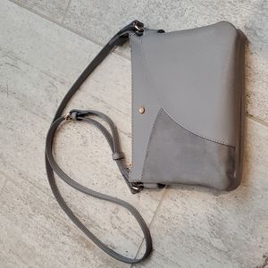 LC crossbody purse